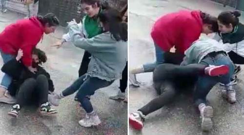 Sokak ortasında saç saça baş başa kız kavgası!