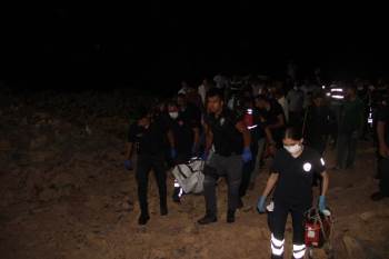 Sosyal Medyada Fenomen Olma Uğruna Ölüm Çukuruna Böyle Giriyorlar
