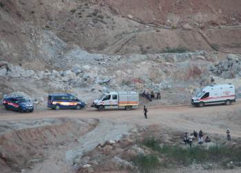 Sosyal Medyada Video Paylaşmak İsterken Su Birikintisinde Boğuldu
