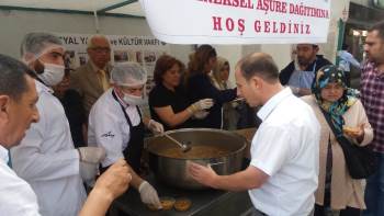 Sosyal Yardım Ve Kültür Vakfı’Ndan Aşure
