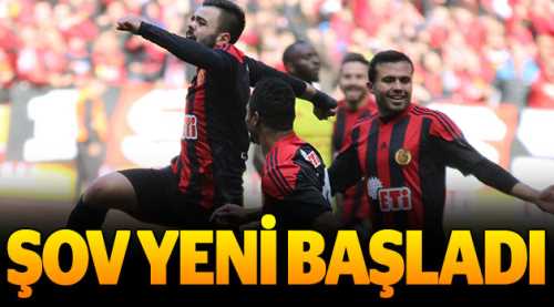 Şov yeni başladı!