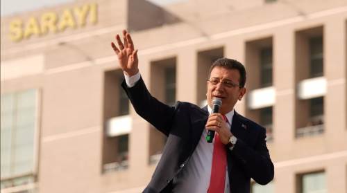 Söz konusu iktidar ise gerisi teferruattır 