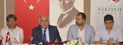 SPOR MUHABİRLERİ İLE BULUŞTU