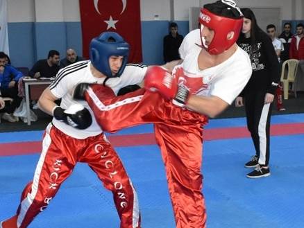 Sporcular sabah 9’da hazır bulanacak