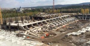 Stadyum inşaatında işler yolunda
