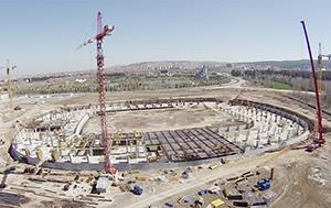Stadyum yükseliyor