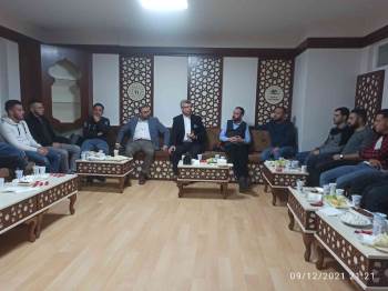 Şuhut Gençlik Merkezi’Nde Gençler Dini Sohbette Buluştu
