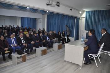 Şuhut’Ta ’’Sevgi Yılı’’ Projesi Kapsamında İstişare Toplantısı Yapıldı
