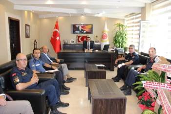 Şuhut’Ta ‘İlçe Trafik Komisyonu’ Toplantısı Yapıldı
