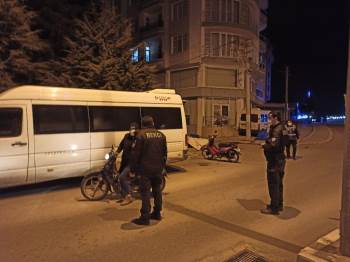 Şuhut’Ta Polis 56 Saatlik Kısıtlamada  Göz Açtırmadı
