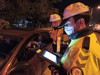 Şuhut’Ta Trafik Ekiplerinden Alkol Denetimi
