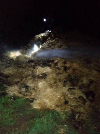 Şuhut’Ta Yüzlerce Balya Yanarak Kül Oldu
