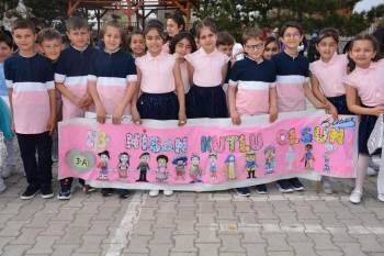 Şuhutta 23 Nisan Coşkuyla Kutlandı
