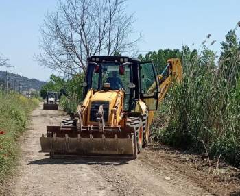 Sulama Kanalları Temizlendi
