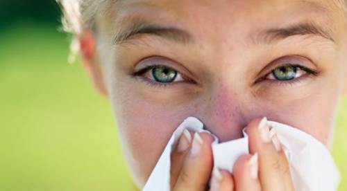 Sümüğüm Neden Yeşil? Sağlık İpuçları ve Altta Yatan Nedenler