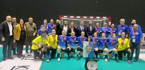 Süper’de artık 2 takım var