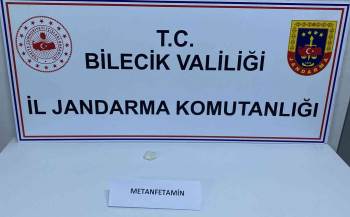 Şüpheli Araçta 18 Gram Metamfetamin Ele Geçirildi
