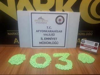 Şüpheli Araçta Bin 728 Adet Ecstasy Hap Ele Geçirildi
