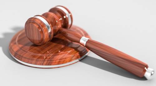 Şüpheli nedir? Hukuki süreçte şüphelinin rolü ve hakları