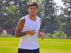 Sürekli çalışıyor