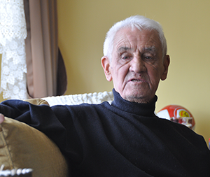 Süreyya Özkefe kimdir?