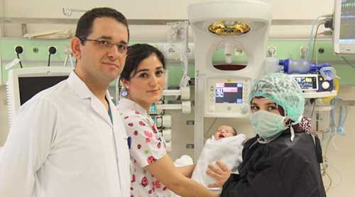 SURİYELİ BEBEĞE AÇIK KALP AMELİYATI