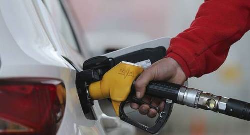 Sürücülere kötü haber: Akaryakıta zam yağmuru...