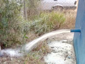 Susuz Kalan Köyün Yardımına Koştular
