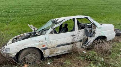 Taklalar atan otomobilden burnu bile kanamadan çıktı!