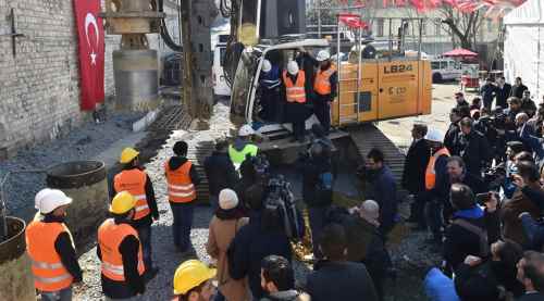 Taksim'e yapılacak caminin temeli atıldı