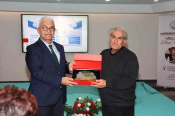 Talas'ta Yazar Okulu seminerleri devam ediyor