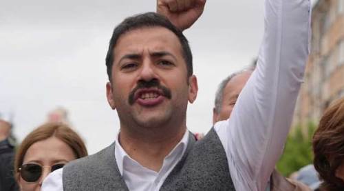 Talat Yalaz ayar vermiş