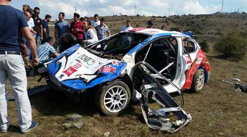 Talihsiz kazada 4 kişi yaralandı