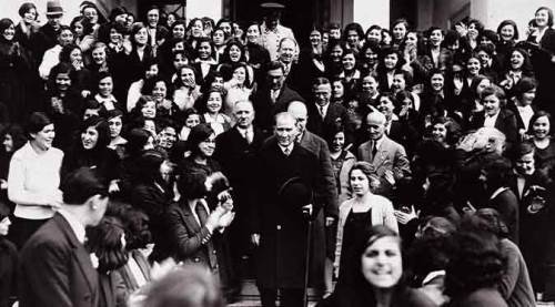 Tam bağımsızlığa doğru atılan ilk adımın 101. yılı