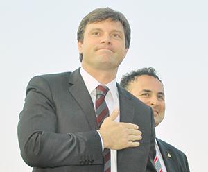 TAM BİR BİRLEŞTİRİCİ