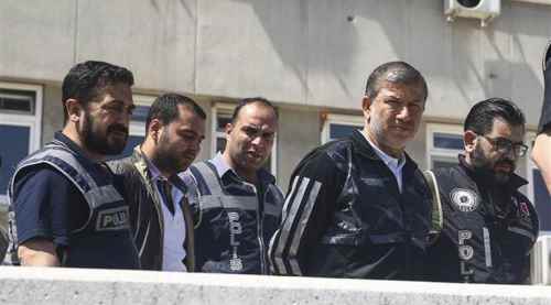 Tanju Çolak'a şok!