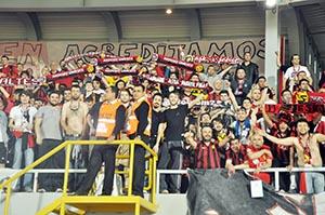 Taraftar alınmayacak