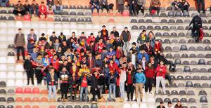 Taraftar ilgi göstermedi