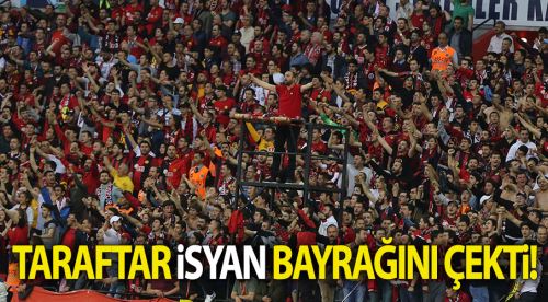 Taraftar isyan bayrağını çekti!