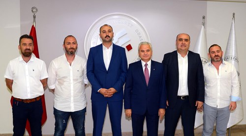 Taraftar komitesi ilk olarak ETO'ya gitti