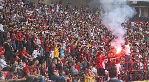 Taraftar muhteşemdi