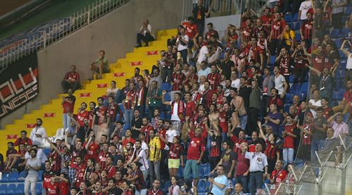 Taraftardan İstanbul çıkartması