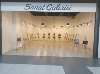 Tarih Öğretmeninden Kütahya’Da Fotoğraf Sergisi
