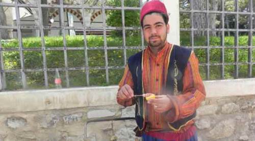 Tarihi gelenek, Eskişehir'in tarihi sokaklarında sürüyor