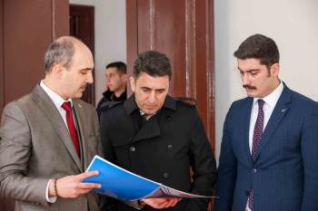 Tarihi İlçe Halk Kütüphanesinin Restorasyonu Tamamlanmak Üzere
