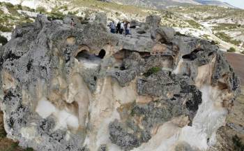 Tarihin İlk Apartmanlarından Avdalaz Kalesi 3 Bin Yıldır İhtişamını Koruyor
