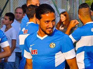 Tarık için girişimler sürüyor