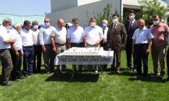 Tarım Kredi Yem’De Pastalı Kutlama
