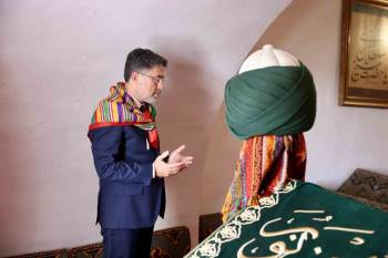 Tarım Ve Orman Bakanı İbrahim Yumaklı Şeyh Edebali Türbesi’Nde Dua Etti
