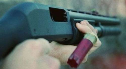 Tartıştığı komşusunu av tüfeğiyle öldürdü